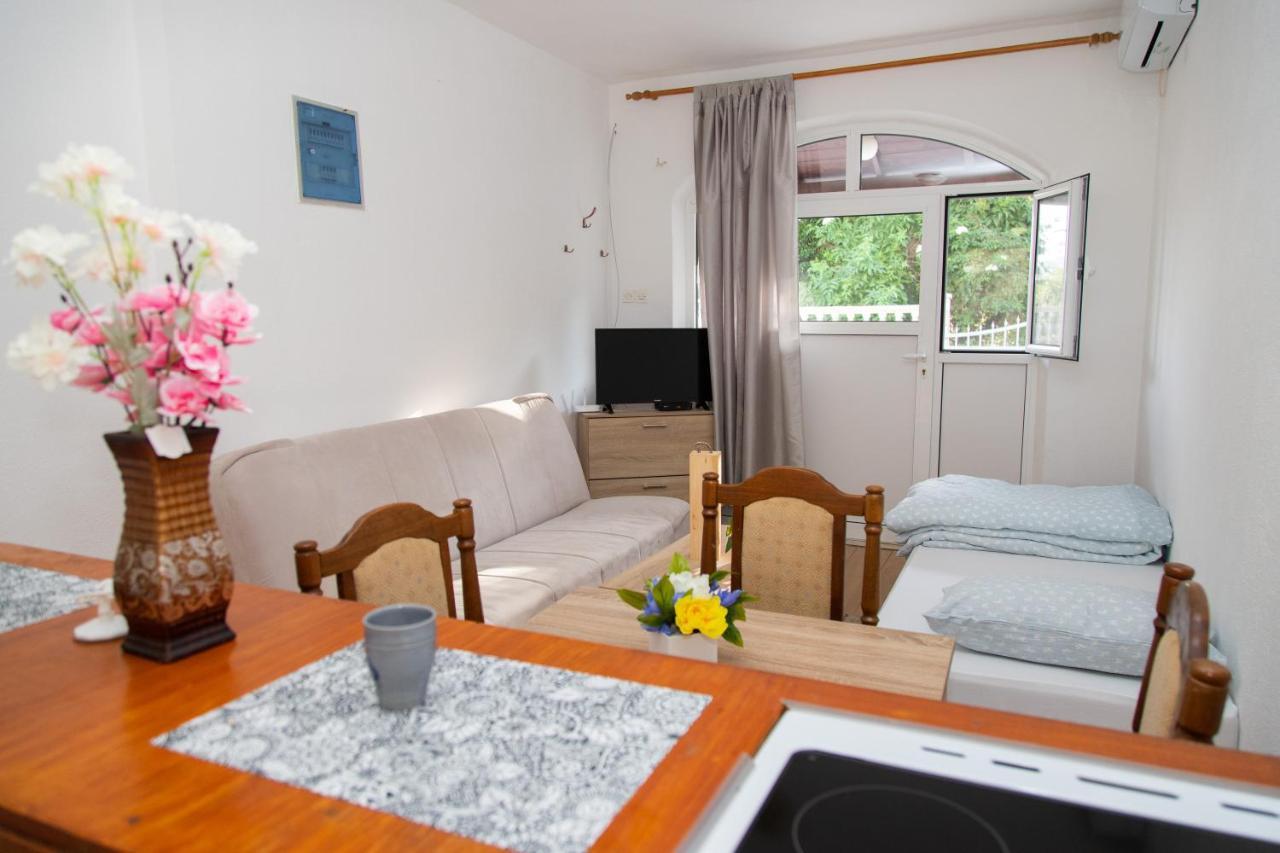 Apartman Irina تريبينيي المظهر الخارجي الصورة